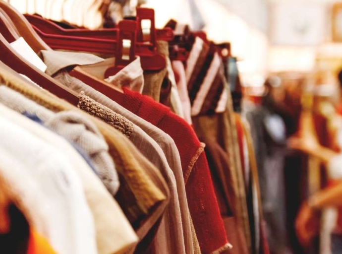 Clothing Industry Suffers Slump Despite Festive Season